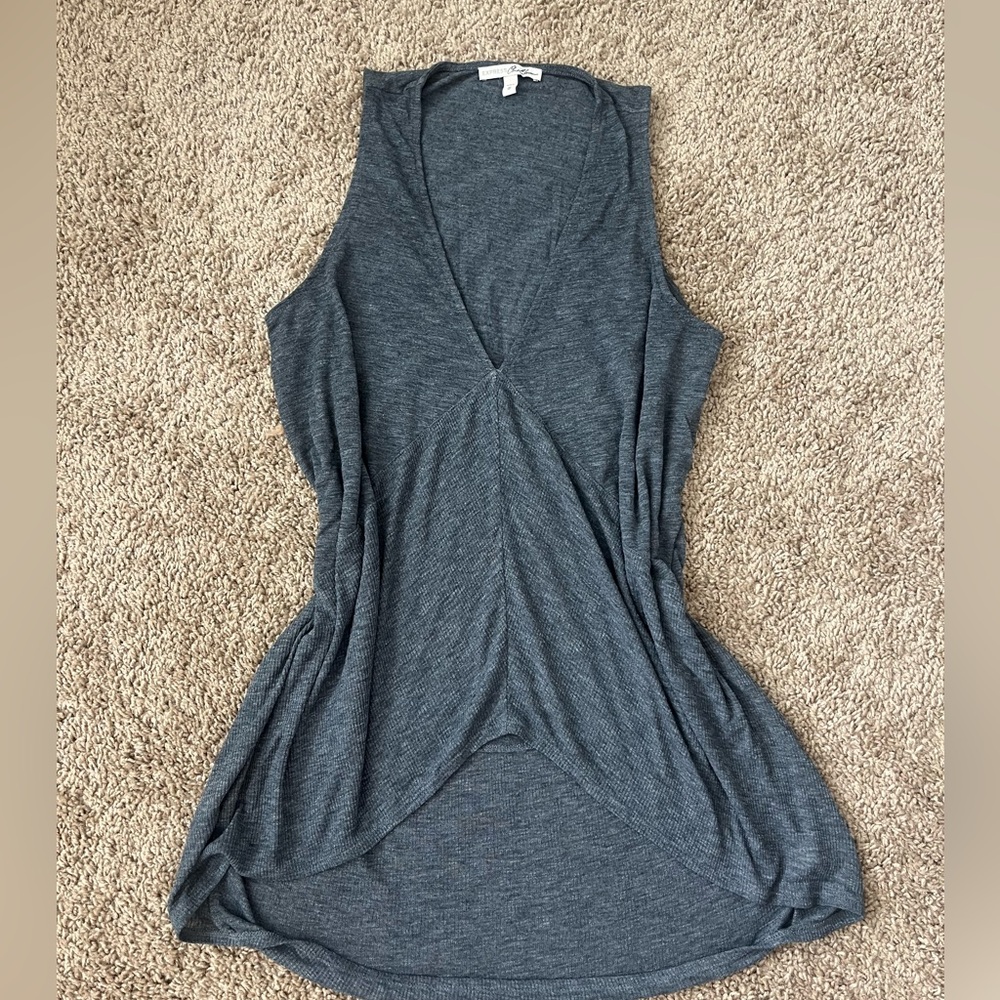 Lightweight ribbed tunic